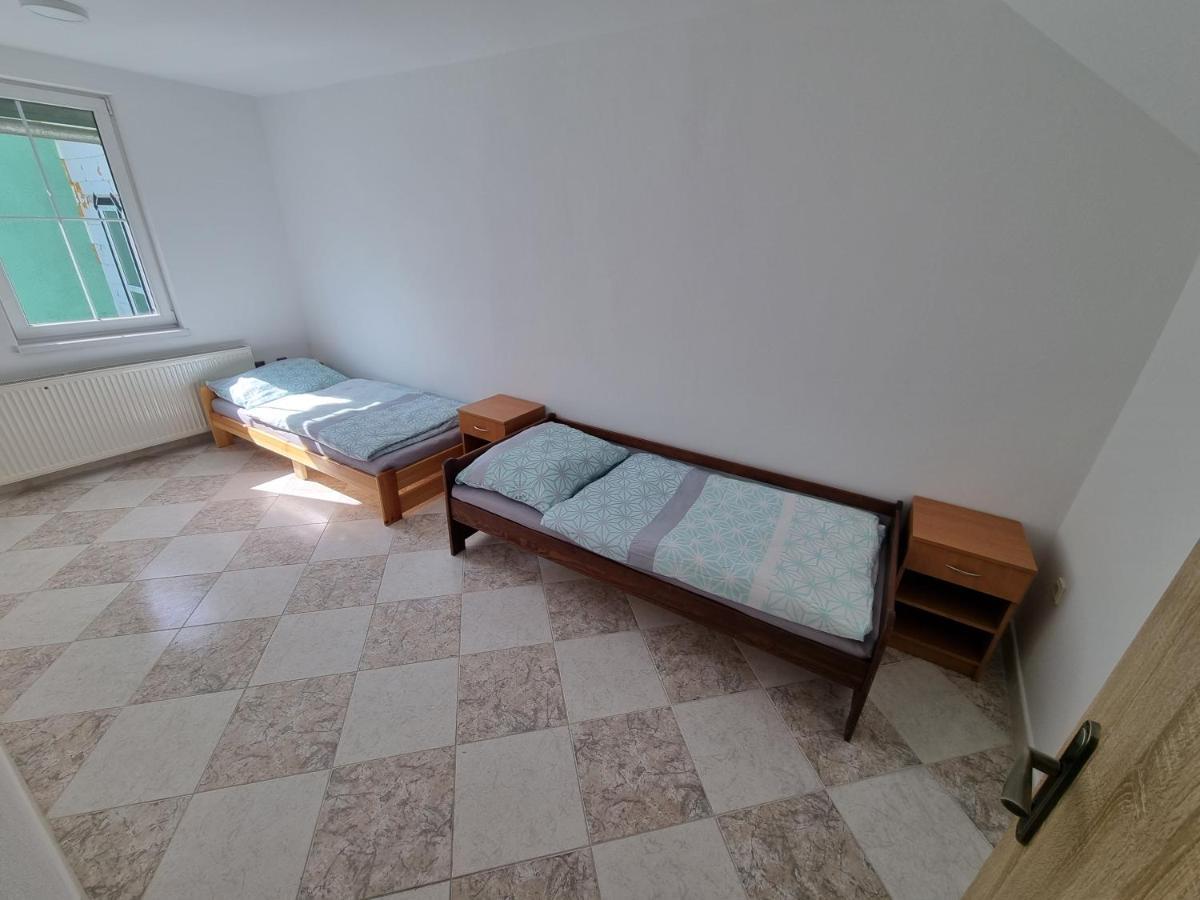Apartman Emily Брезно Екстер'єр фото